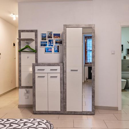 The Smart Flat Lägenhet Bolzano Exteriör bild