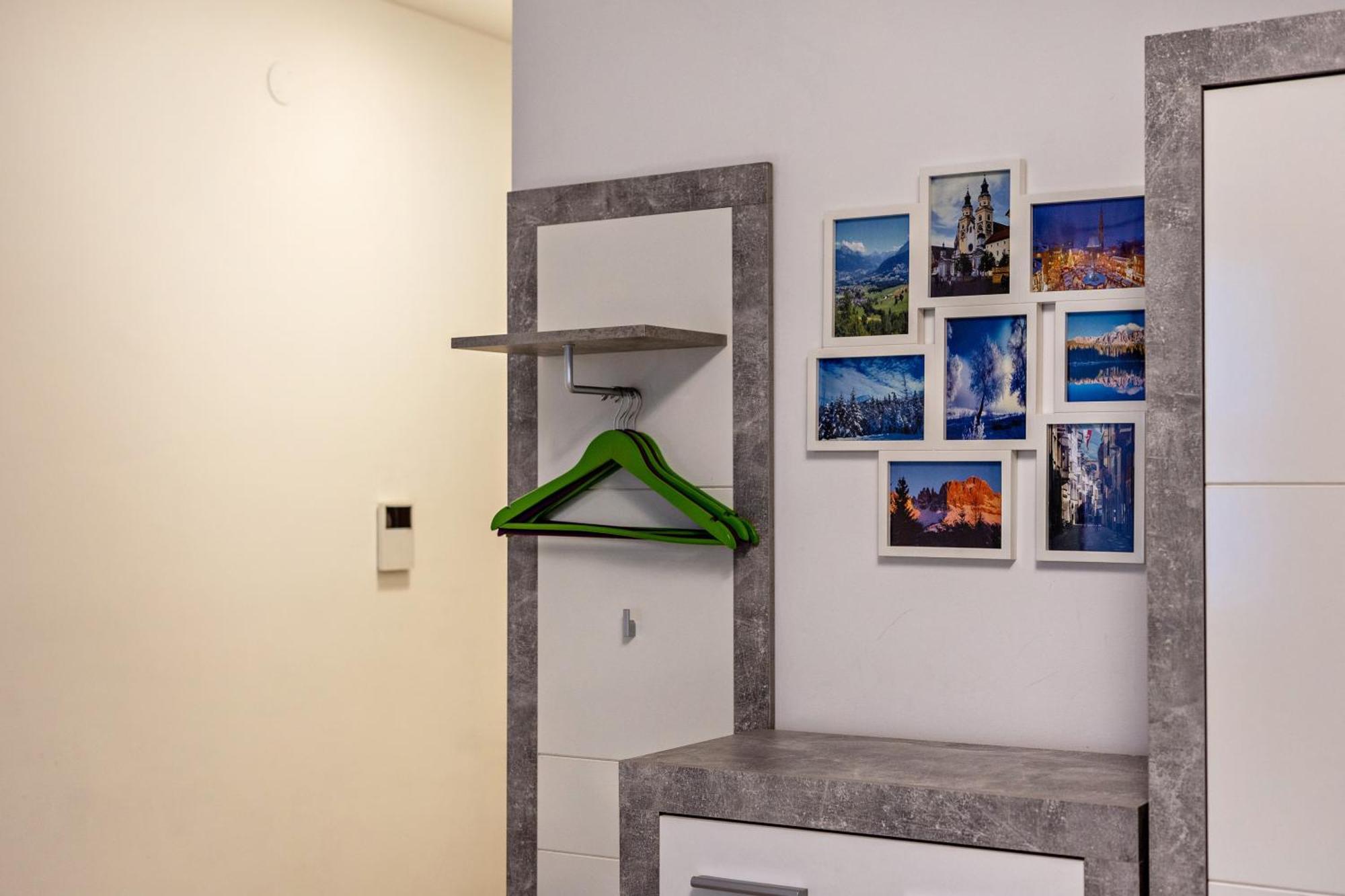 The Smart Flat Lägenhet Bolzano Exteriör bild