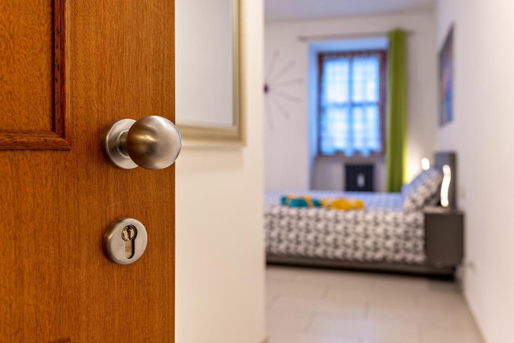 The Smart Flat Lägenhet Bolzano Exteriör bild